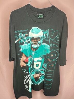 JAEE EDITS Saquon Barkley Eagles Rushing Club Graphic Tee Size Large